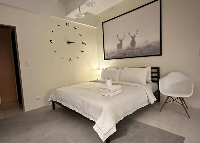 101 Newport Blvd Unit 2a Cluster 4 By Rechelle Nunag Manila