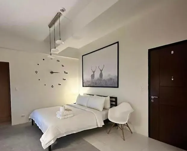101 Newport Blvd Unit 2a Cluster 4 By Rechelle Nunag Apartment Manila